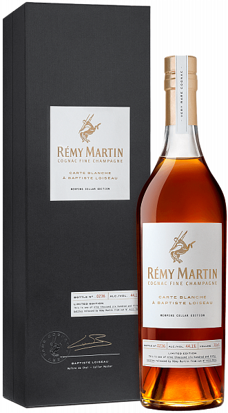 Remy Martin Carte Blanche (gift box), 0.7 л